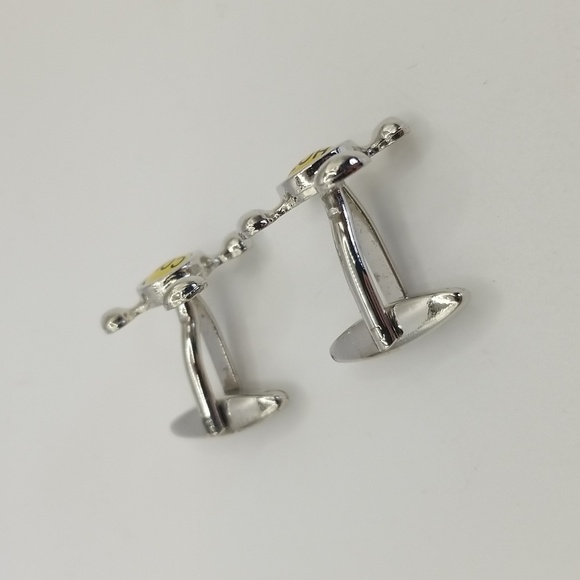 Cuff Links Silver Tone Novelty Mens Plumber Hot And Cold Faucets Gift - Picture 5 of 7